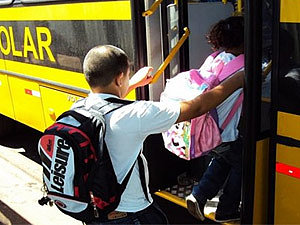 Homem é condenado por injúria racial contra motorista de ônibus