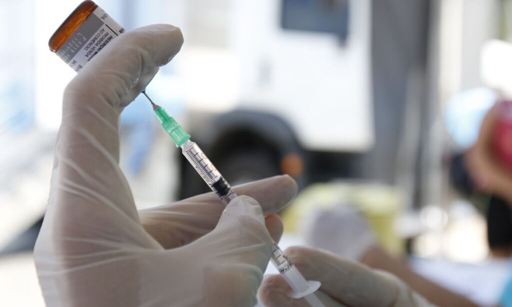Juízes dos EUA pedem prioridade na vacinação contra o coronavírus